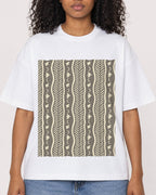 Mockup Boxy Heavyweight Tee White female close-up 05
