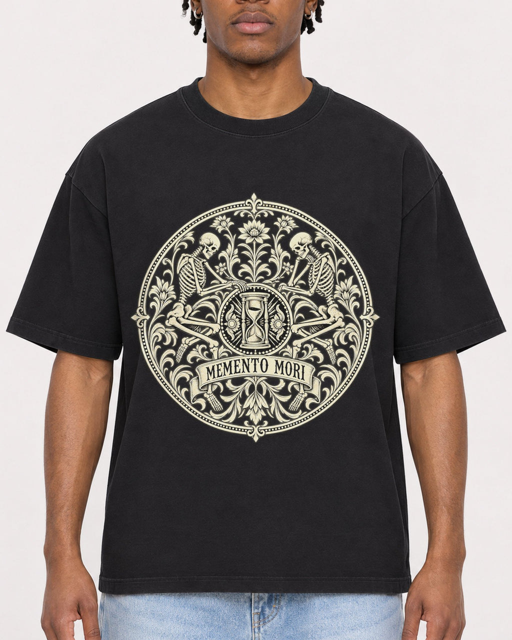 Mockup Boxy Heavyweight Tee Black male close-up 05