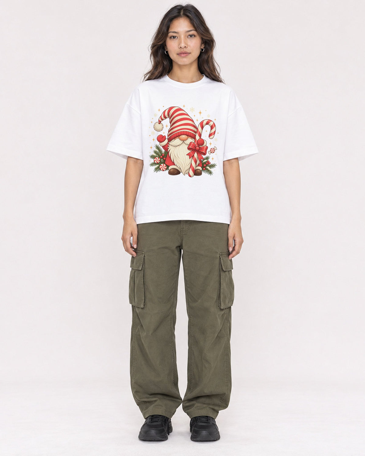 Mockup Boxy Heavyweight Tee White female full-body 02