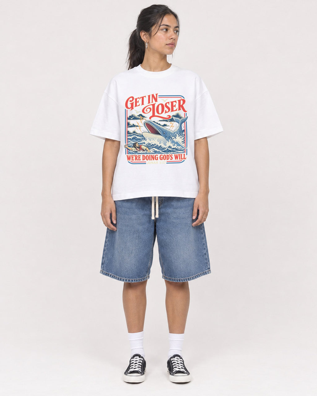 Mockup Boxy Heavyweight Tee White female full-body 16