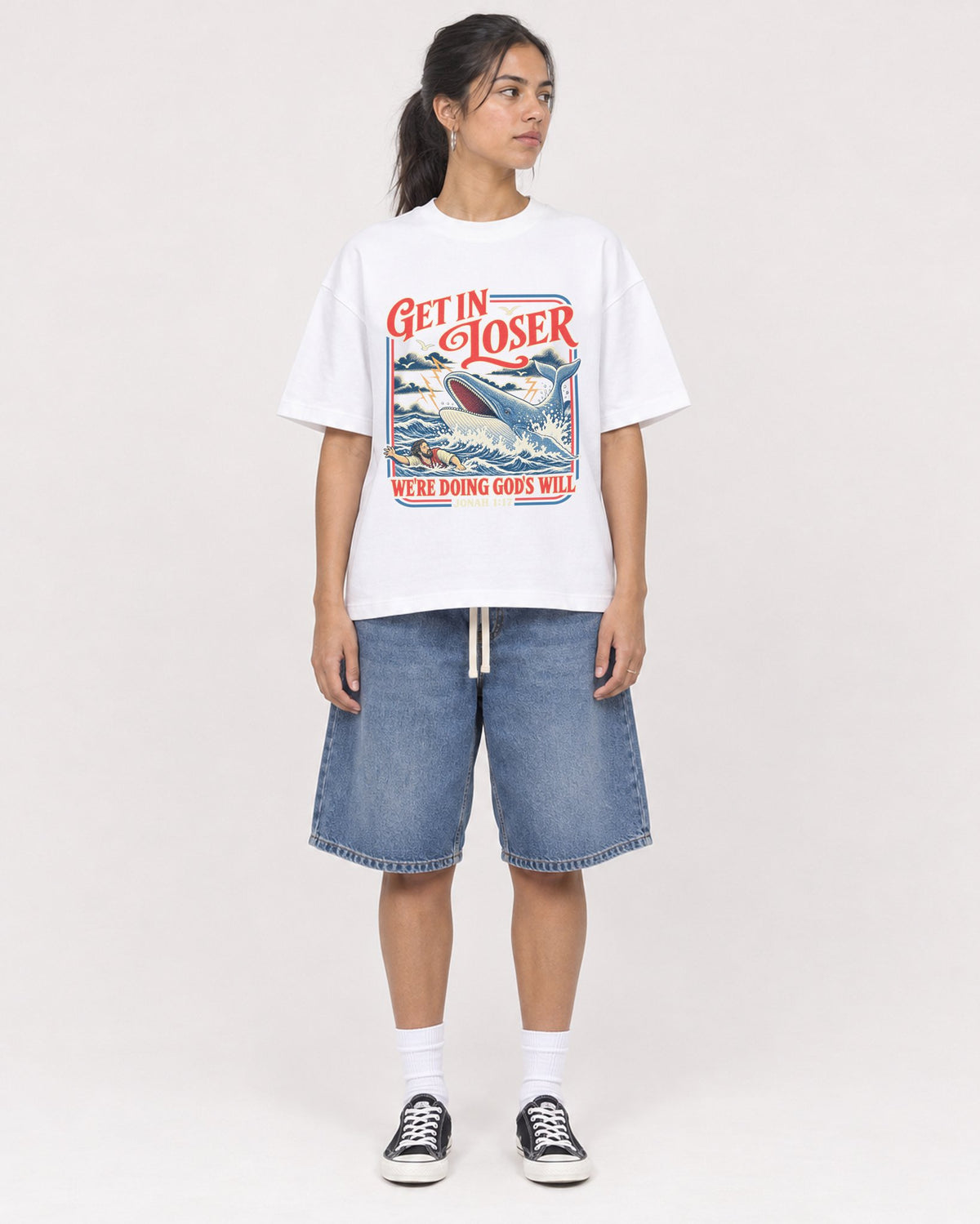 Mockup Boxy Heavyweight Tee White female full-body 16