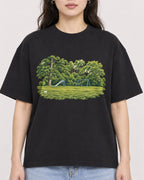 Mockup Boxy Heavyweight Tee Black female close-up 03