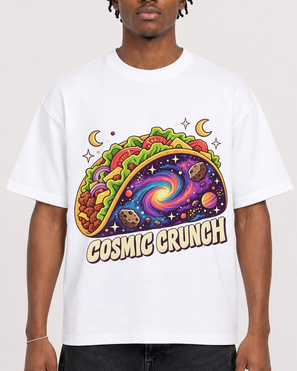 Mockup Boxy Heavyweight Tee White male close-up 05