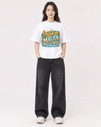 Mockup Boxy Heavyweight Tee White female full-body 03