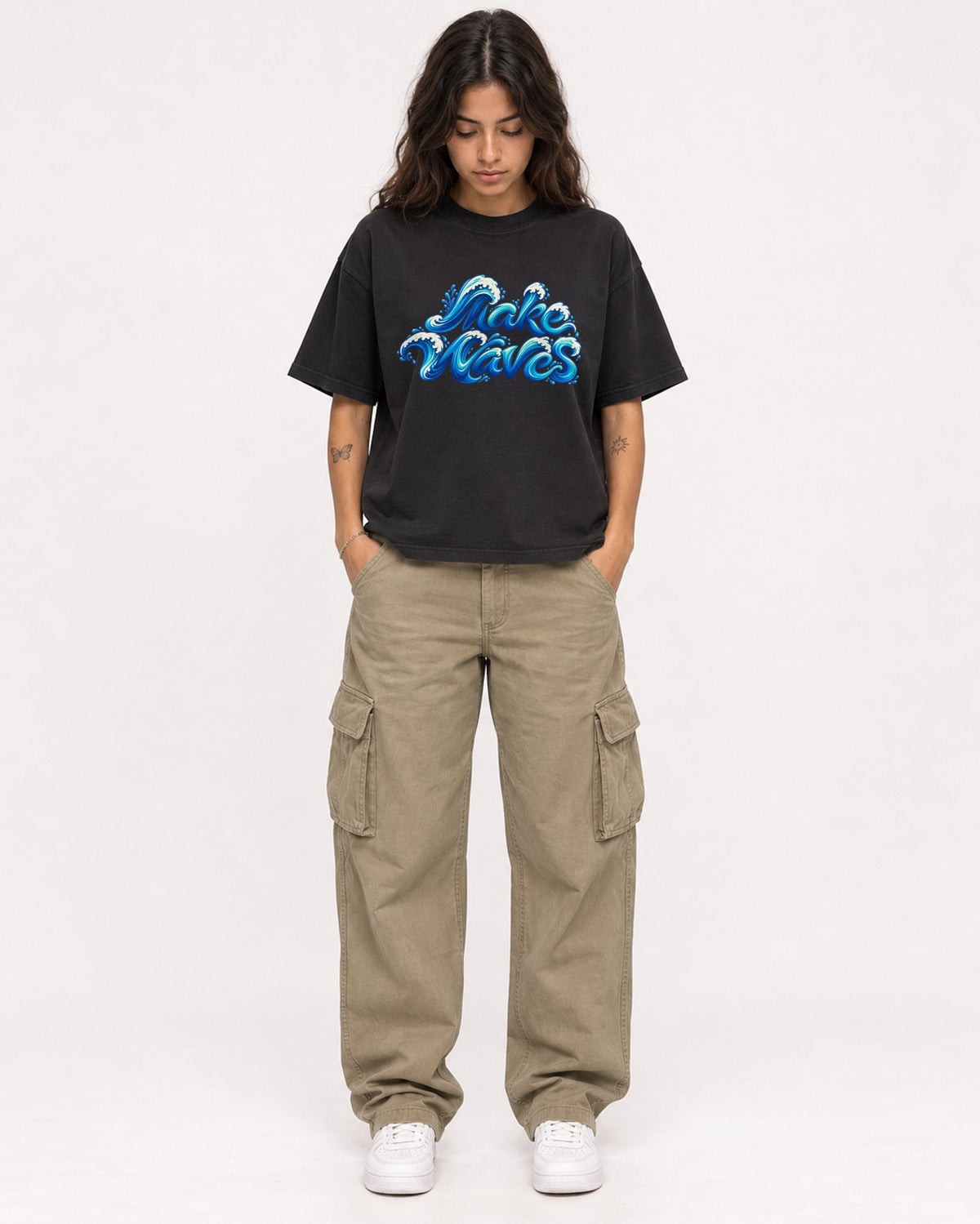 Mockup Boxy Heavyweight Tee Black female full-body 06