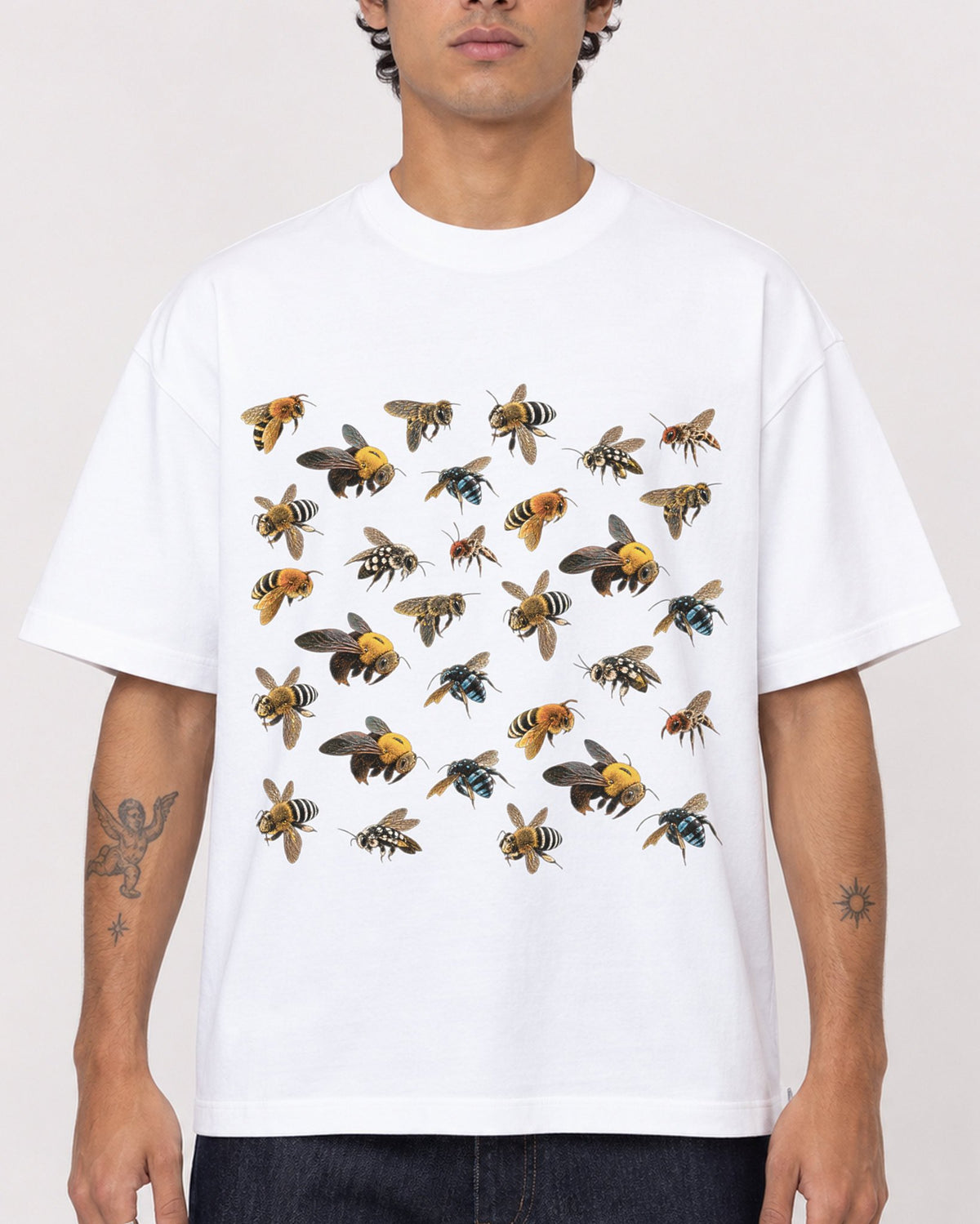 Mockup Boxy Heavyweight Tee White male close-up 06