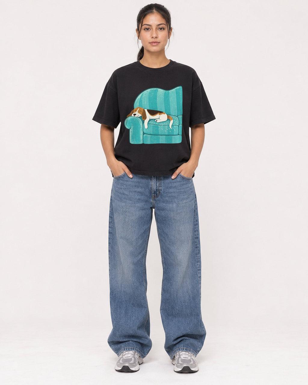 Mockup Boxy Heavyweight Tee Black female full-body 16