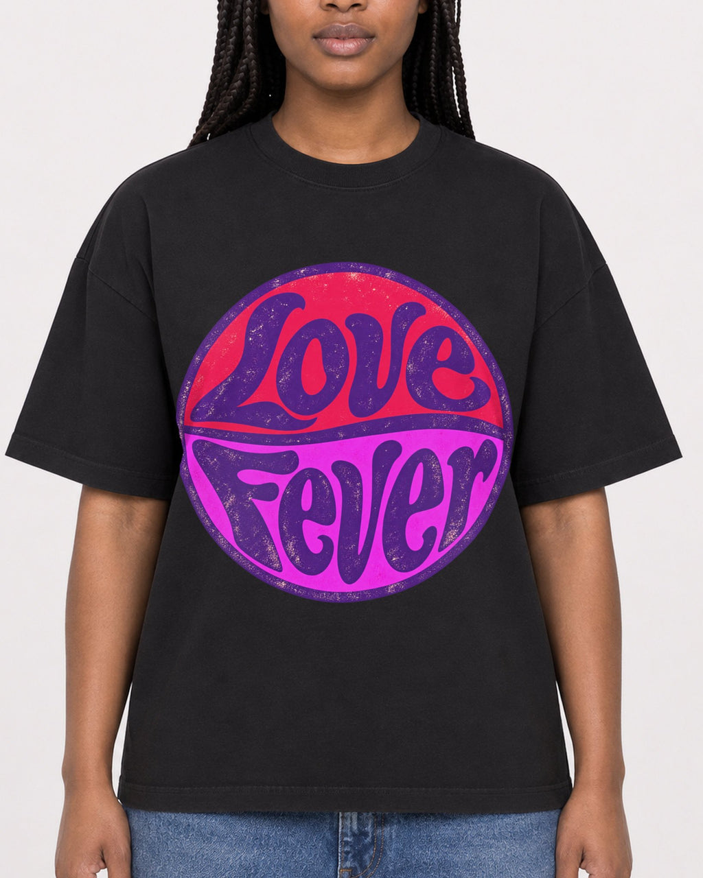 Mockup Boxy Heavyweight Tee Black female close-up 04