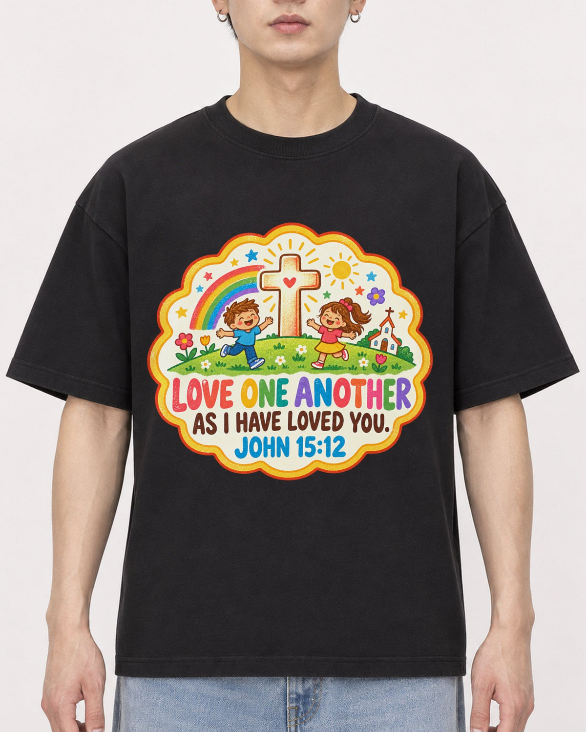 Mockup Boxy Heavyweight Tee Black male close-up 01