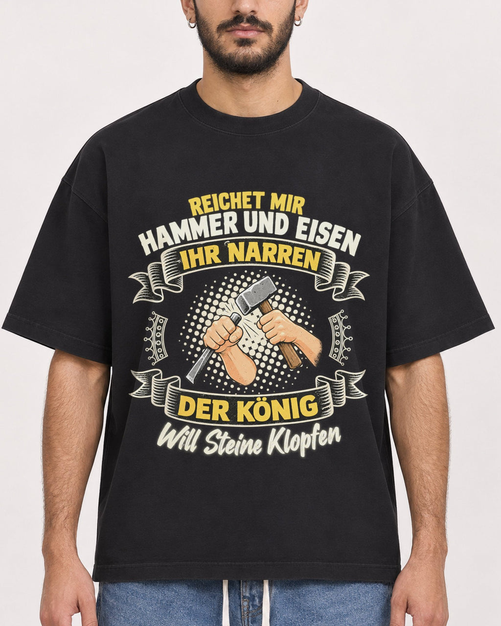 Mockup Boxy Heavyweight Tee Black male close-up 07