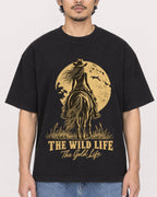 Mockup Boxy Heavyweight Tee Black male close-up 02