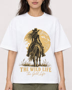 Mockup Boxy Heavyweight Tee White female close-up 02