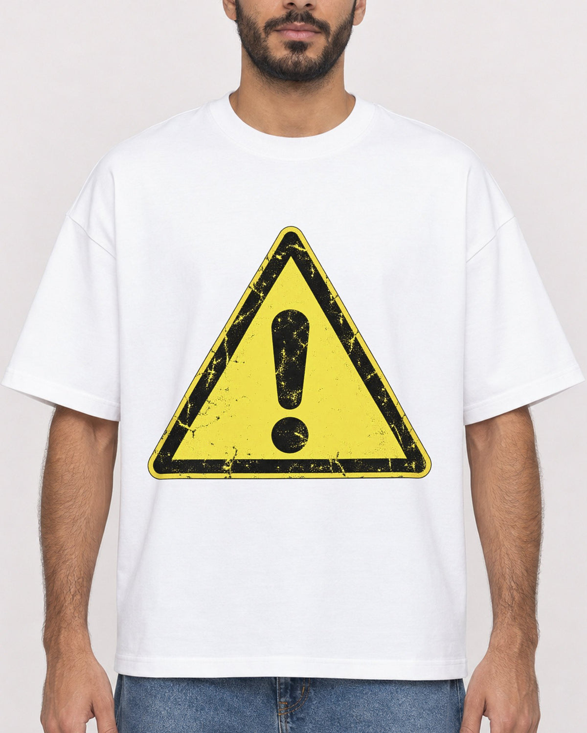 Mockup Boxy Heavyweight Tee White male close-up 07