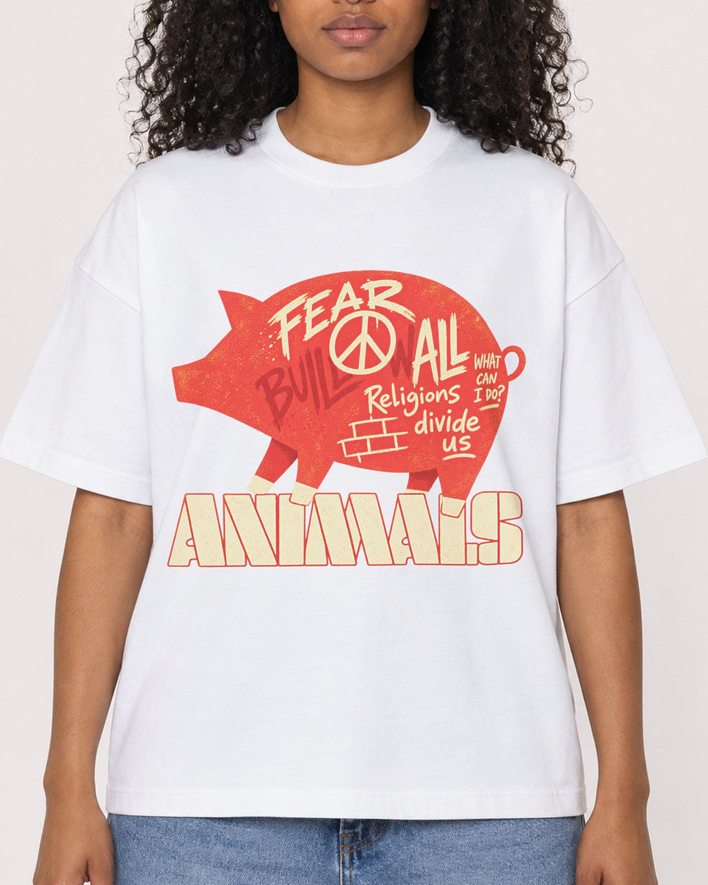 Mockup Boxy Heavyweight Tee White female close-up 05