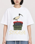 Mockup Boxy Heavyweight Tee White female close-up 11
