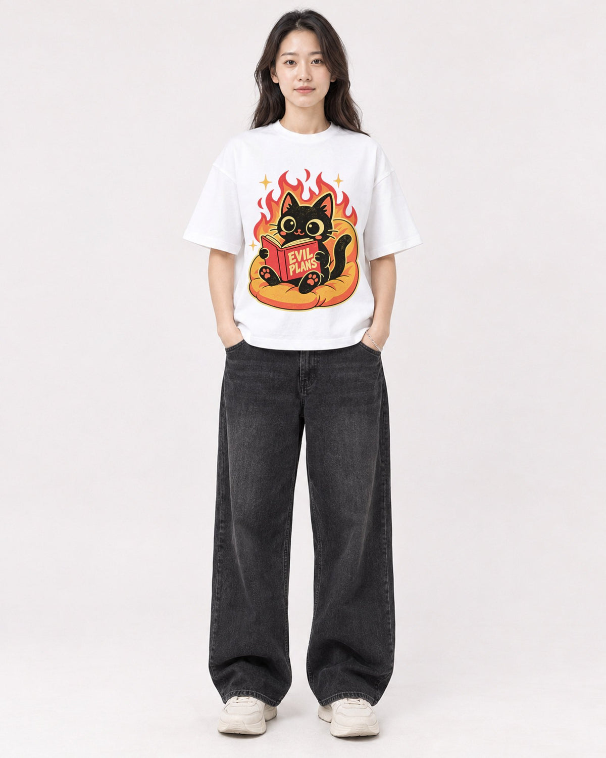 Mockup Boxy Heavyweight Tee White female full-body 03