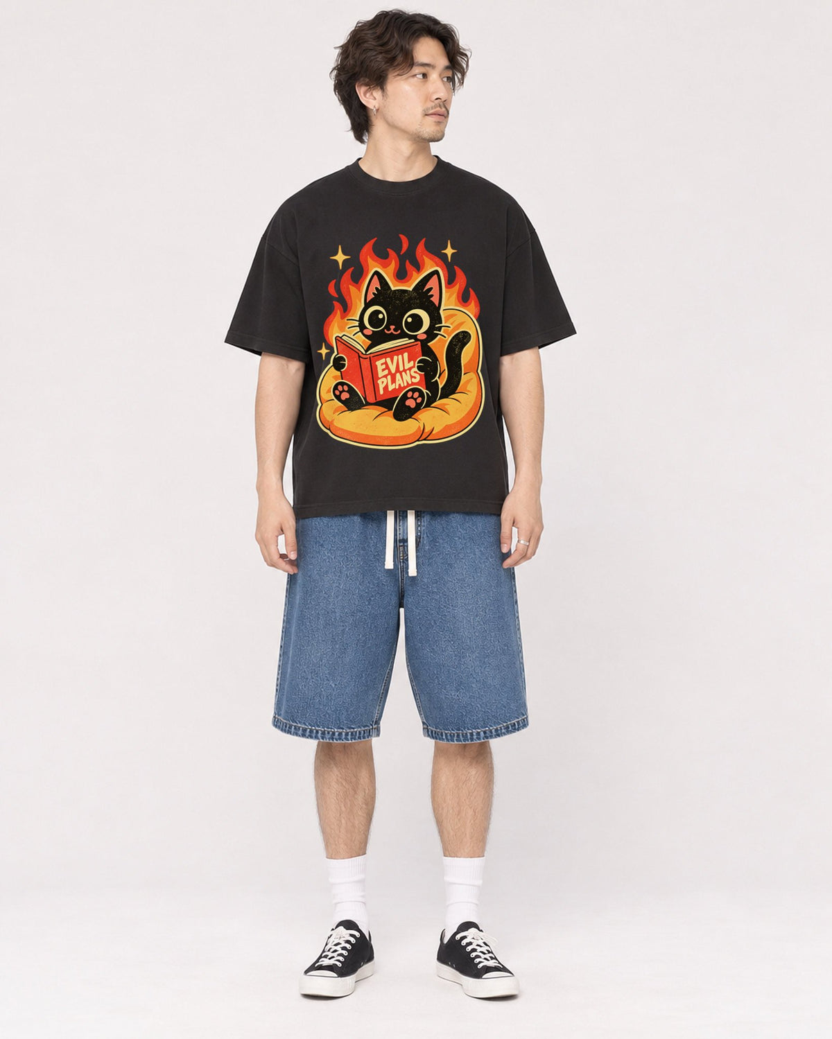 Mockup Boxy Heavyweight Tee Black male full-body 03