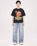 Mockup Boxy Heavyweight Tee Black female full-body 23