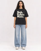 Mockup Boxy Heavyweight Tee Black female full-body 07