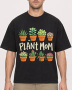 Mockup Boxy Heavyweight Tee Black male close-up 08