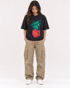 Mockup Boxy Heavyweight Tee Black female full-body 02