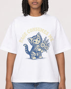 Mockup Boxy Heavyweight Tee White female close-up 15