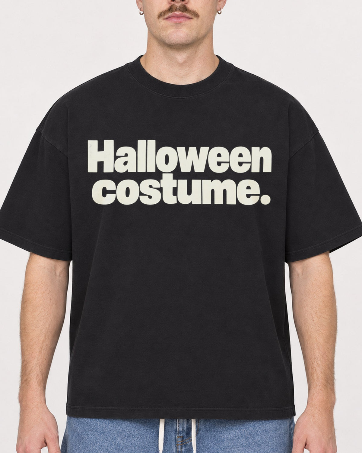 Mockup Boxy Heavyweight Tee Black male close-up 39