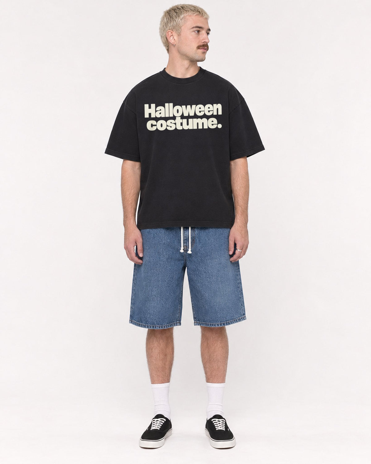 Mockup Boxy Heavyweight Tee Black male full-body 39