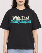 Mockup Boxy Heavyweight Tee Black female close-up 03