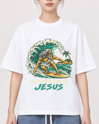 Mockup Boxy Heavyweight Tee White female close-up 41