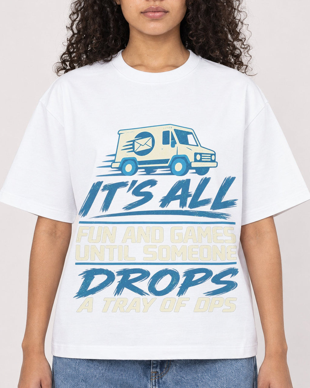 Mockup Boxy Heavyweight Tee White female close-up 10