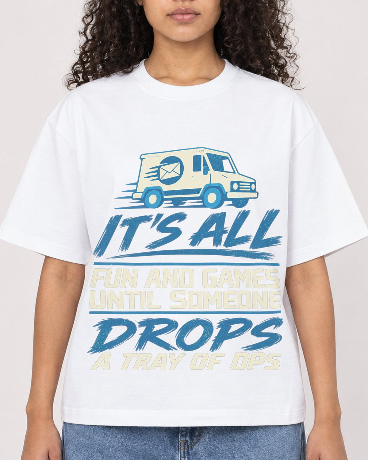 Mockup Boxy Heavyweight Tee White female close-up 10