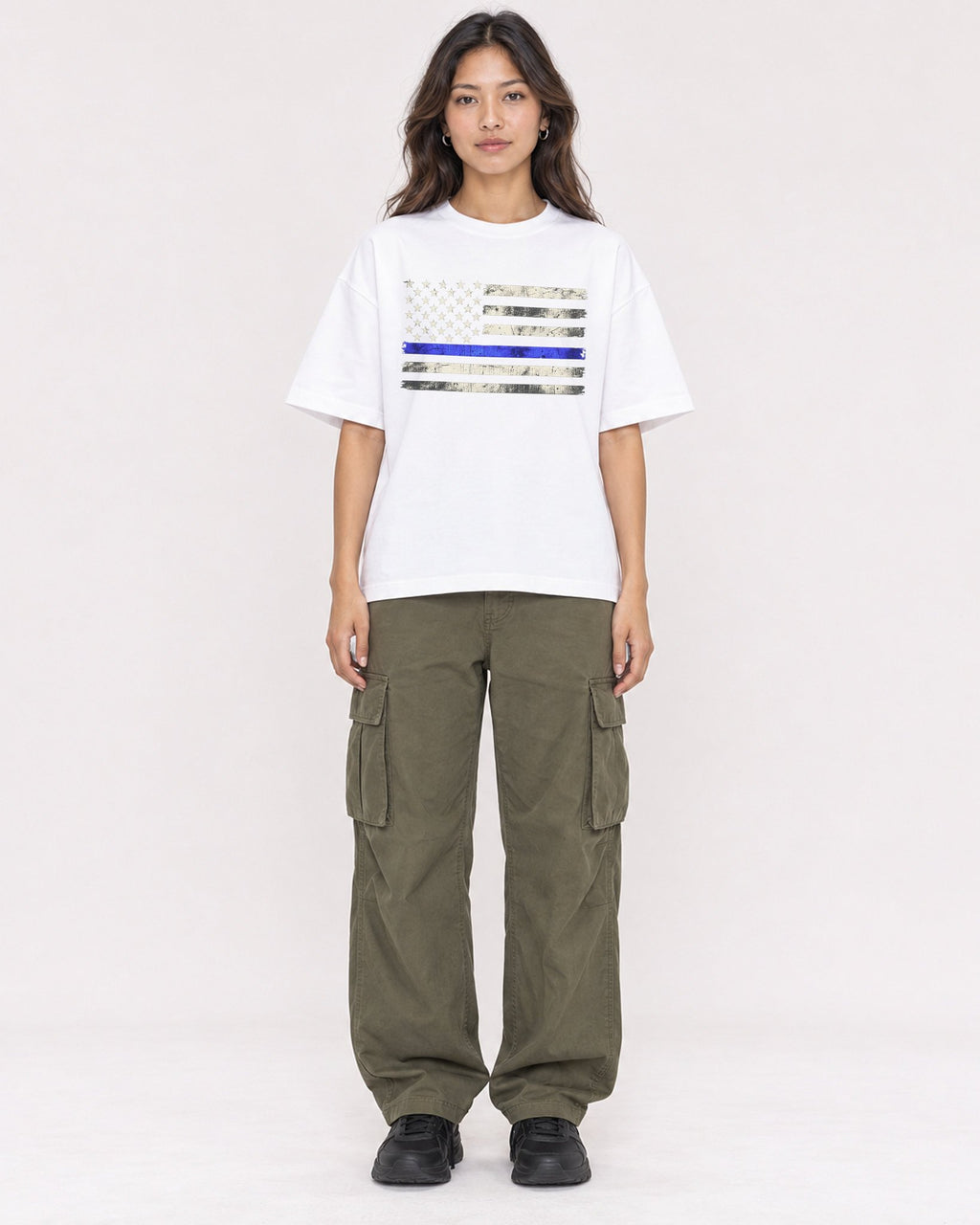Mockup Boxy Heavyweight Tee White female full-body 02
