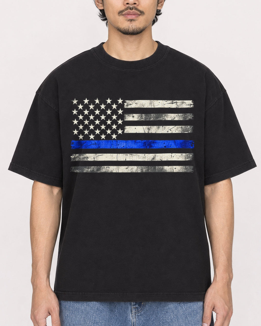 Mockup Boxy Heavyweight Tee Black male close-up 02