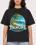 Mockup Boxy Heavyweight Tee Black female close-up 07