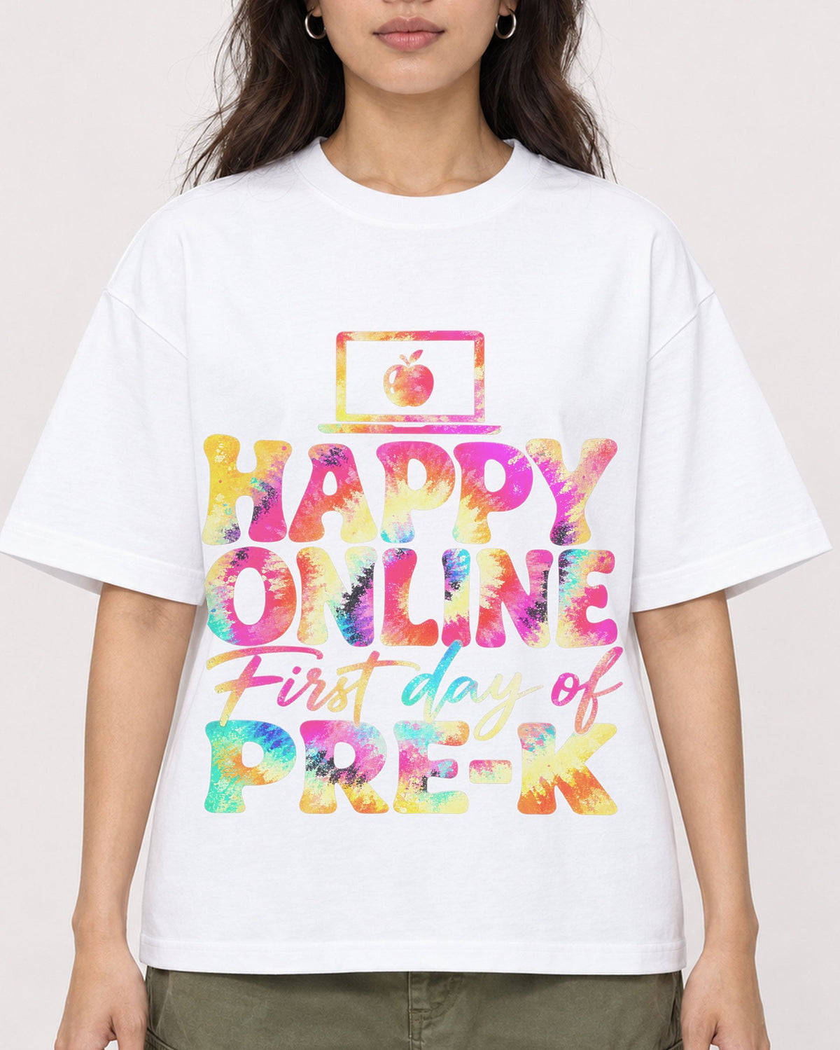 Mockup Boxy Heavyweight Tee White female close-up 02
