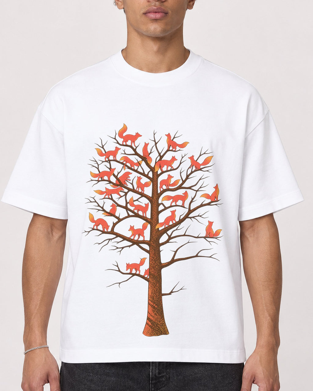 Mockup Boxy Heavyweight Tee White male close-up 20