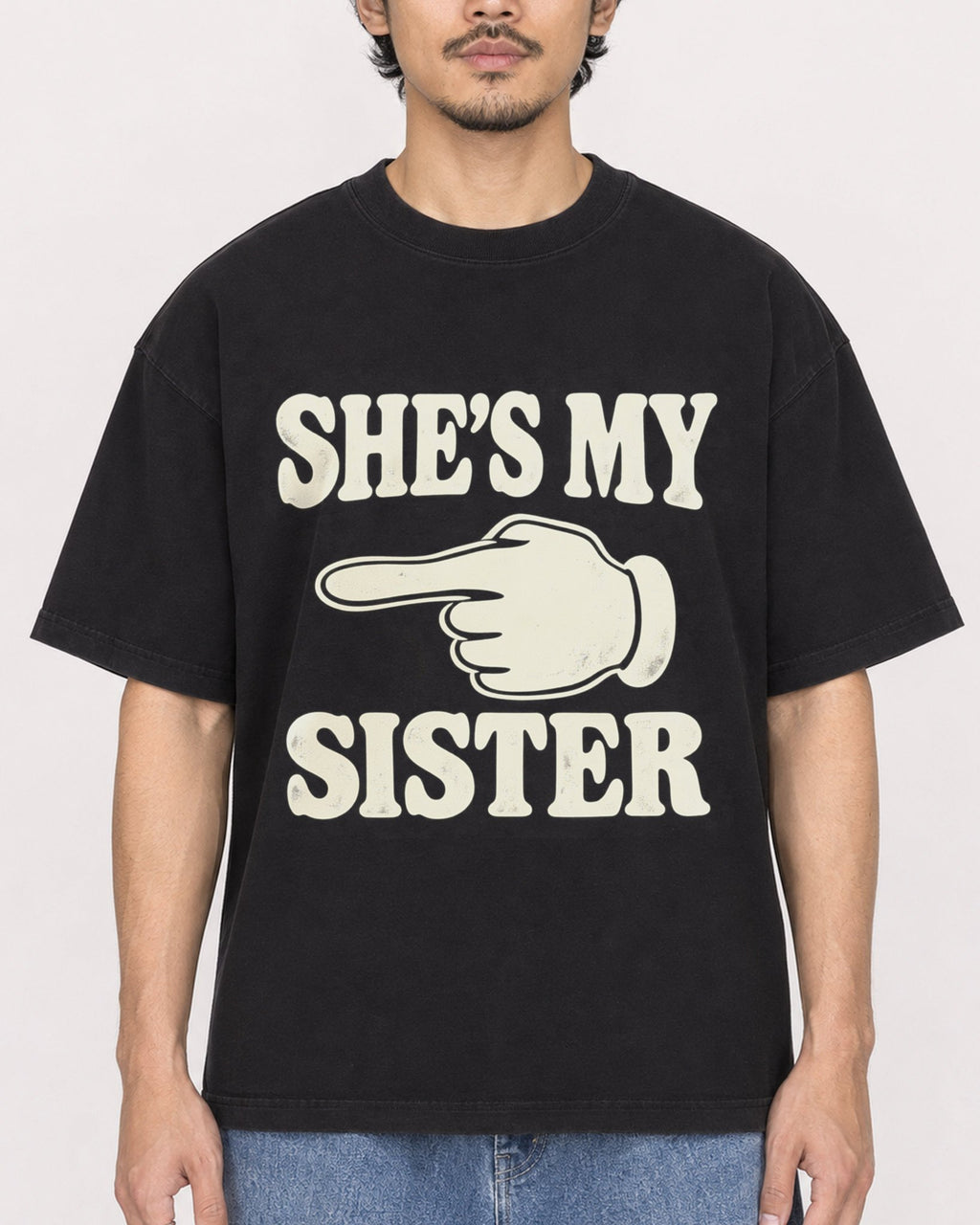 Mockup Boxy Heavyweight Tee Black male close-up 02