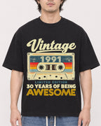 Mockup Boxy Heavyweight Tee Black male close-up 03