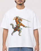 Mockup Boxy Heavyweight Tee White male close-up 02