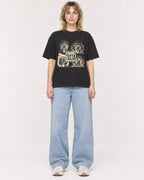 Mockup Boxy Heavyweight Tee Black female full-body 19