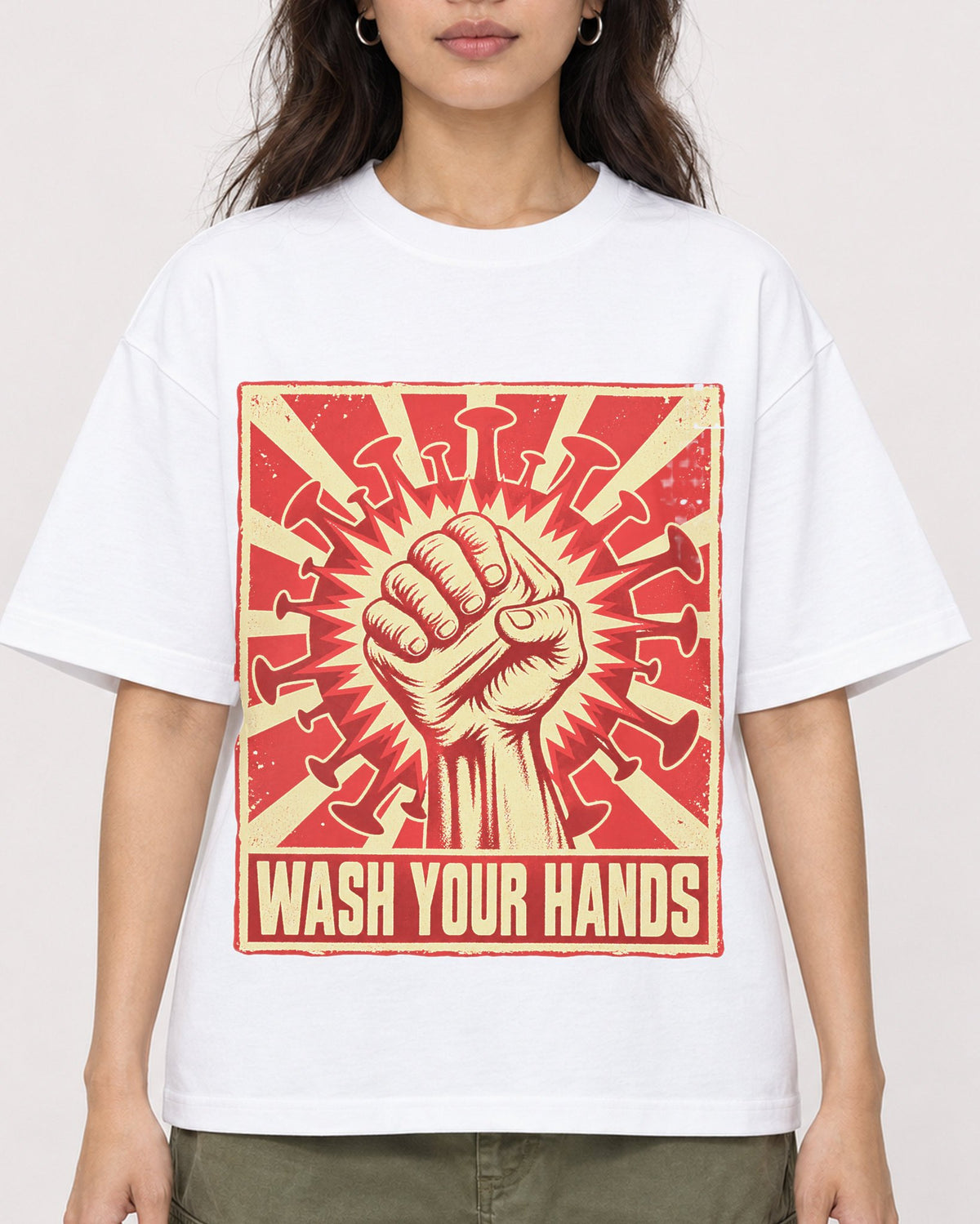 Mockup Boxy Heavyweight Tee White female close-up 02