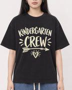 Mockup Boxy Heavyweight Tee Black female close-up 01