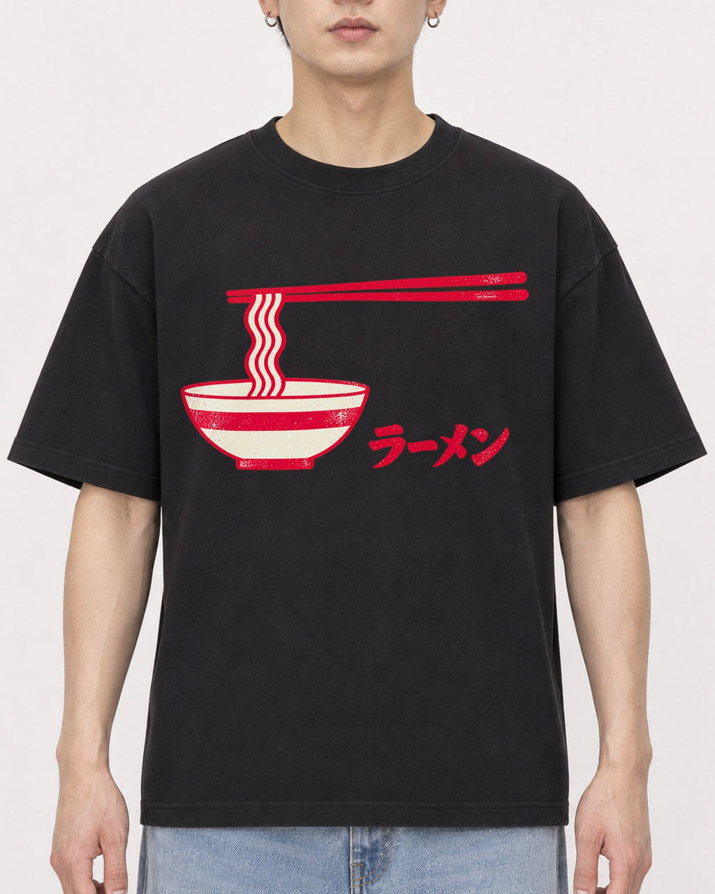 Mockup Boxy Heavyweight Tee Black male close-up 01