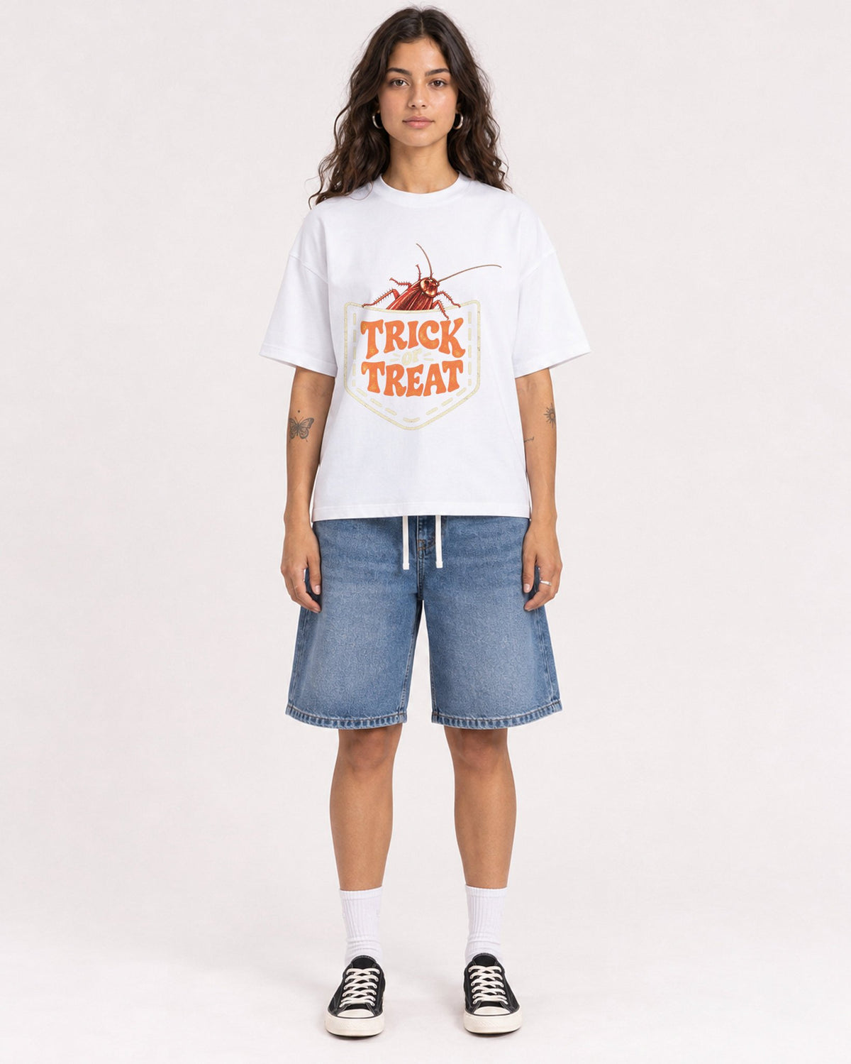 Mockup Boxy Heavyweight Tee White female full-body 06