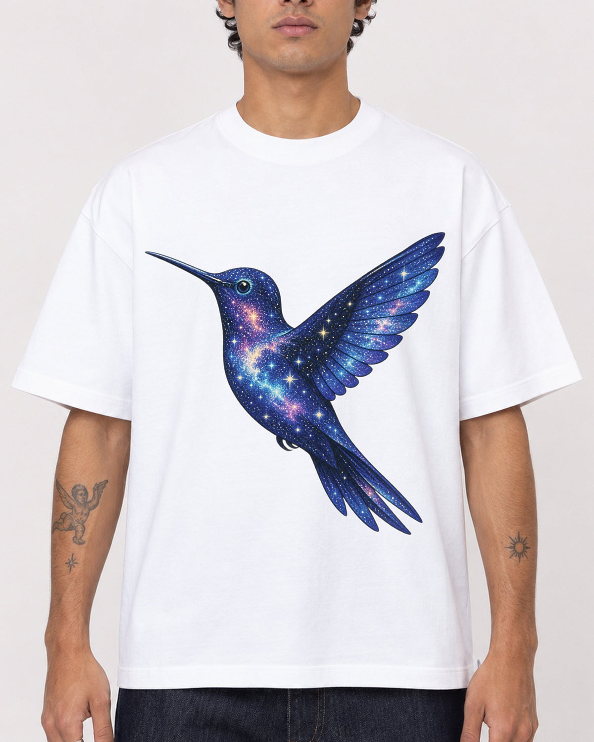 Mockup Boxy Heavyweight Tee White male close-up 06
