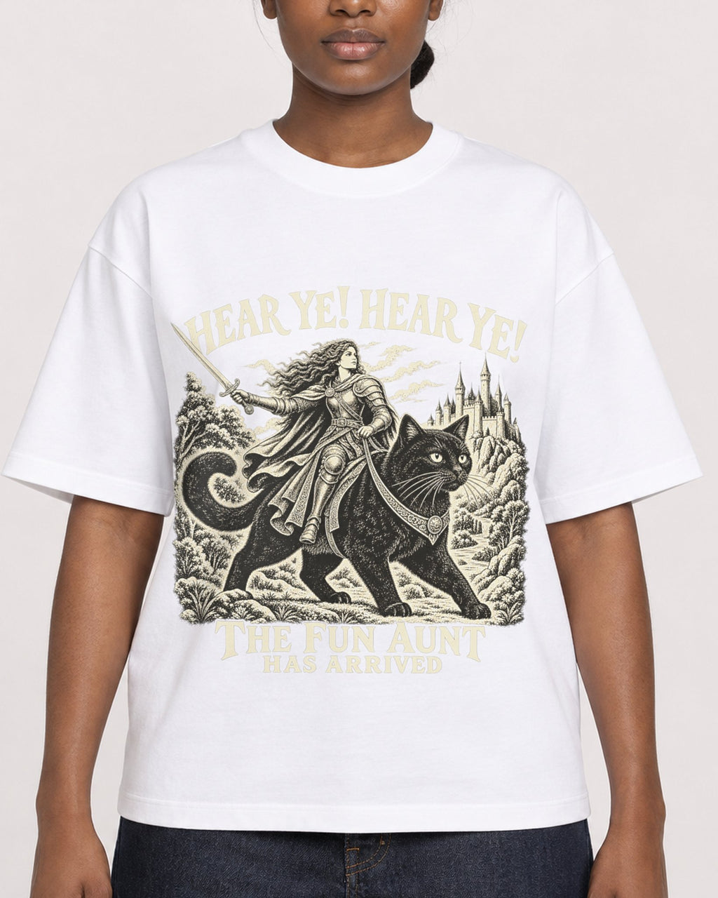 Mockup Boxy Heavyweight Tee White female close-up 34