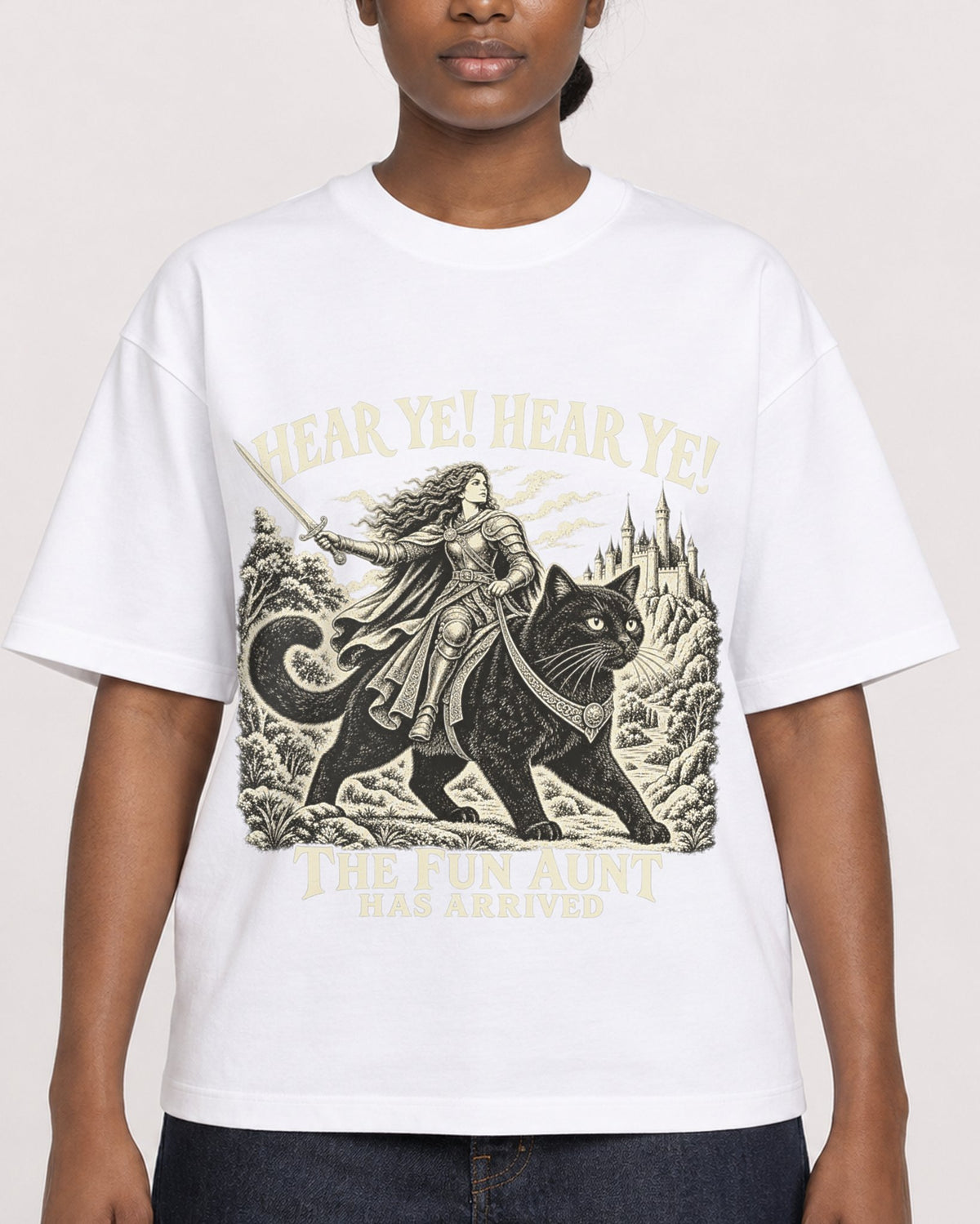 Mockup Boxy Heavyweight Tee White female close-up 34