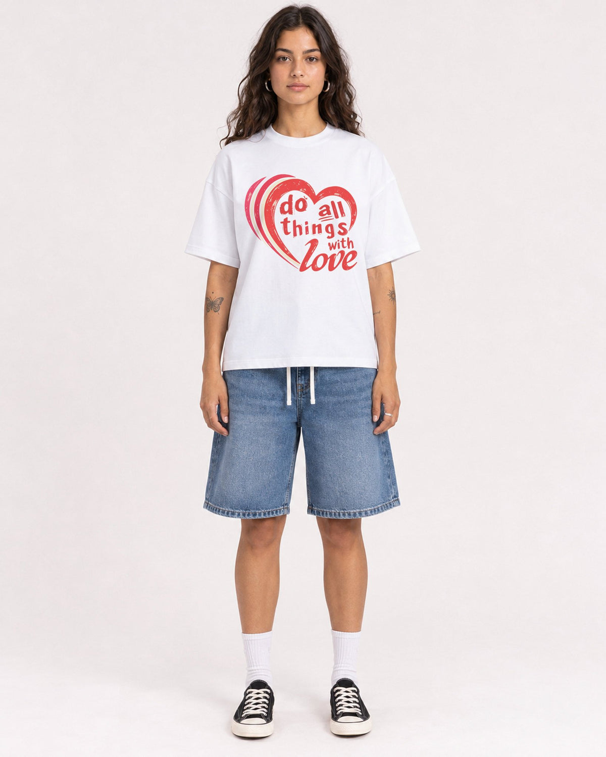 Mockup Boxy Heavyweight Tee White female full-body 06