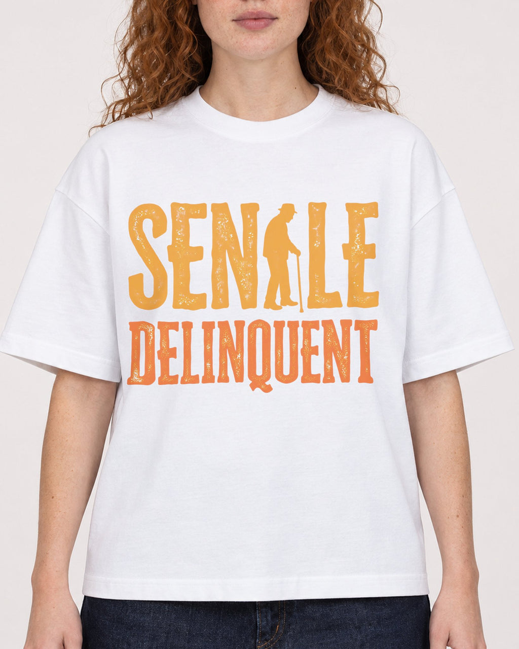 Mockup Boxy Heavyweight Tee White female close-up 09
